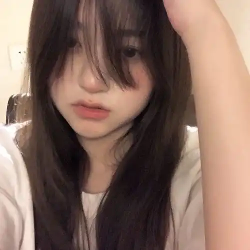 女生头像月明星稀