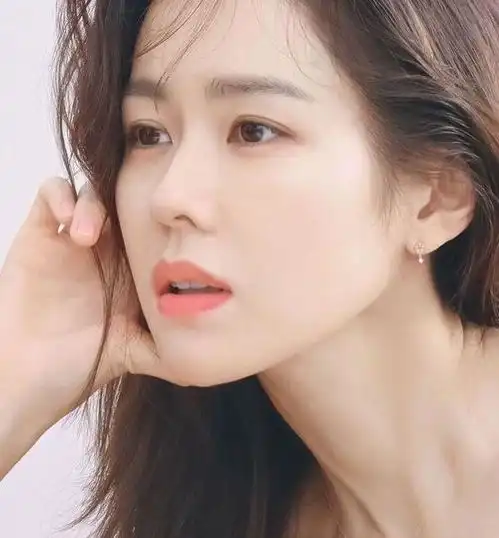 2020韩国最美女星排行榜,宋慧乔朴信惠iu未进前三,冠军当之无愧