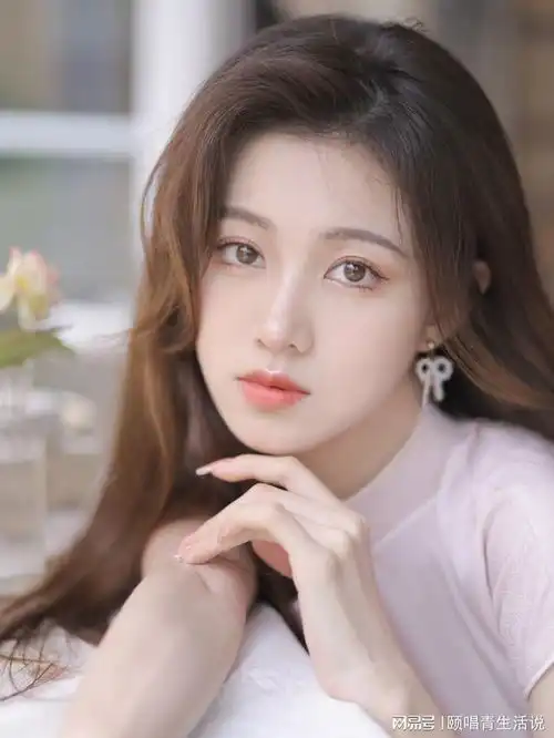 气质出众的女生吸引男人的秘诀是什么