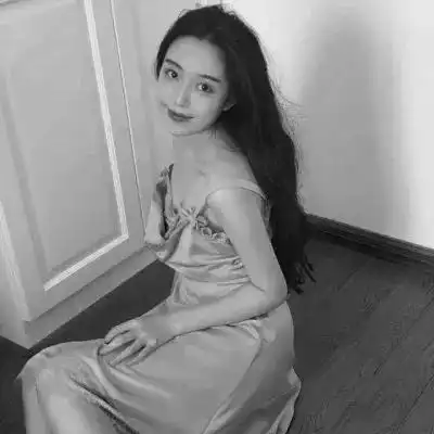 黑白女生头像