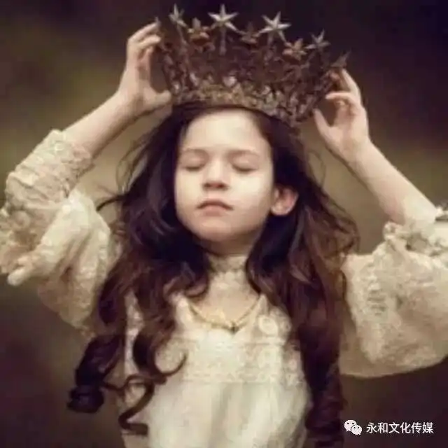 点歌台有时候在想如果能回到过去,我一定要做个淘气的孩子,我不要很乖,我也不要孤单,我就要做个孩子,然后狠任性