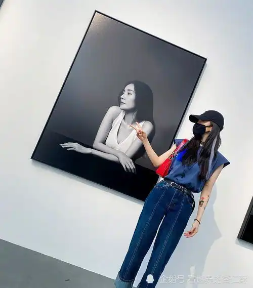 杨幂又带火了纹身贴网友同款飞天小女警已经卖断货了
