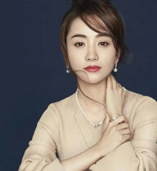 从千年女二沦为女三,杨蓉不仅错过了小燕子,还曾拒绝张艺谋