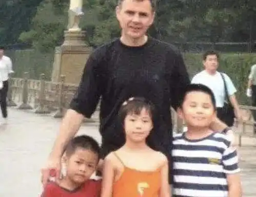 你妈以前是男人,金星儿子被同学嘲讽,儿子的回答令人骄傲