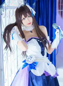 黑长直美少女涩谷凛打歌服cos图赏cosplayapp178手游网图库