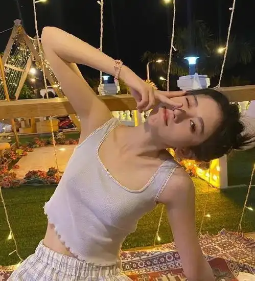 演员鞠婧祎美照欢迎观看