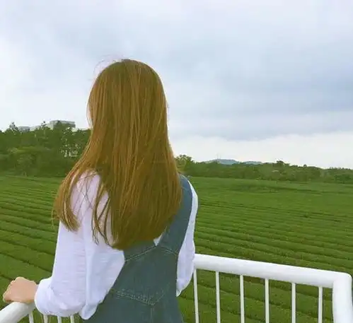 女生在感情里要有底线,要学会拒绝,这样才能得到男生的重视