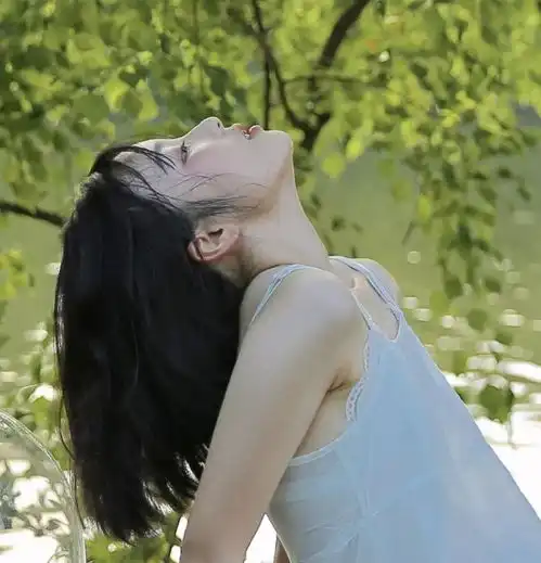 今日份头像你是世间最可爱的小星星,我爱了整个宇宙只为了跟你碰头
