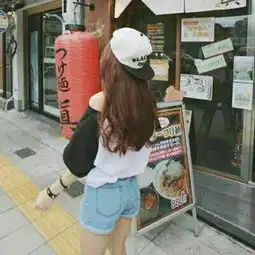 qq头像女生背影伤感长发披肩我一无所有也依然没救