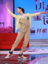 外出旅行跟明星学穿衣搭配教你穿出最舒适