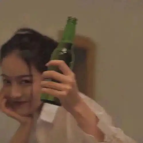 杂句头像白茶清欢无别事我在等风也等你