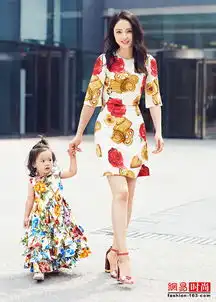 董璇与女儿合照曝光演绎母女时尚自在摩登