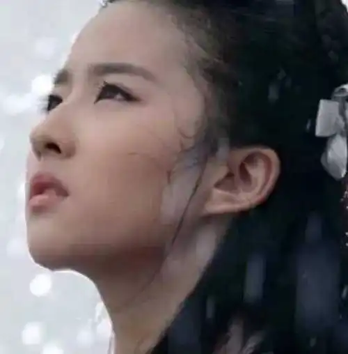 古装最具仙气的9位白衣女星,迪丽热巴赵丽颖鞠婧祎杨幂谁最美