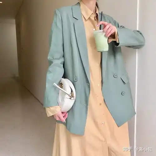女生有哪些比较好看的外套推荐吗
