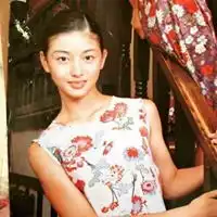 13岁女孩图片生活照美十三岁左右女生照片漂亮一点的