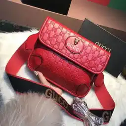 2018新款欧美虎头腰包百搭印花宽肩带斜挎女包