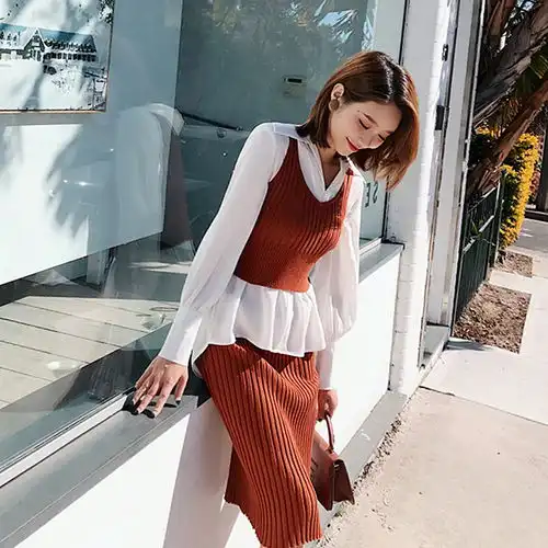 高贵的女人,压根不用穿旗袍一袭气质秋裙,就美得脱俗