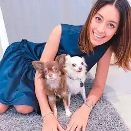 35岁名模为45岁和尚生下女儿,男方年薪达数千万
