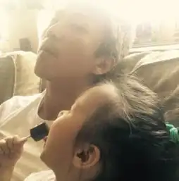 吃不起的美食,邓超女儿对它爱不释手,全吃过的是富二代