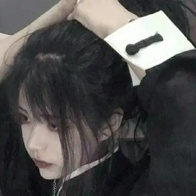 委屈巴巴的繁体字文案