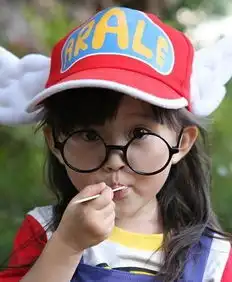 这个小女孩是谁叫啥啊
