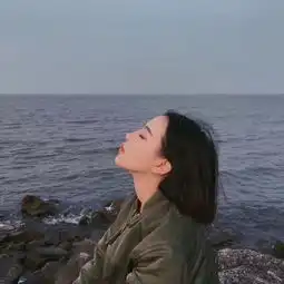 晚安心语181003先谈学业和梦想,再去触碰爱情与生活