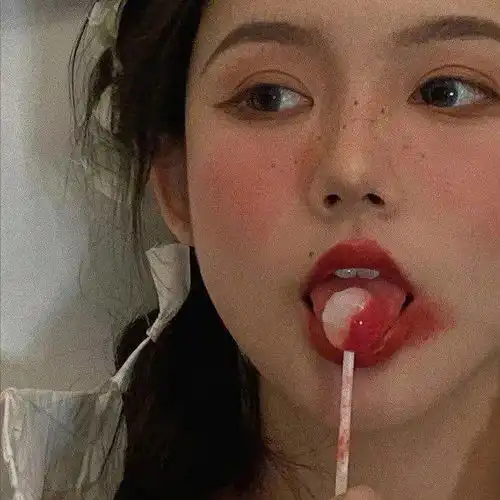 头像丨心只要寒过一次就没有重蹈覆辙的必要