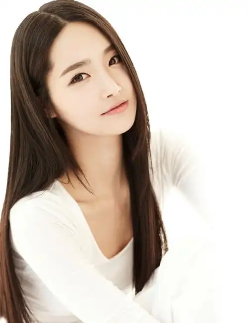 2012韩国小姐大赛美女如云22岁女大学生夺冠