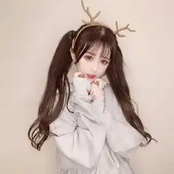 组图网红杨清柠19岁生子少女感不减晒照露吻痕称新男友嘴大