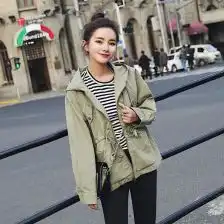 军绿色风衣女短款