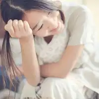 唯美好看的三姐妹qq头像朋友就是把你看透了还喜欢你的人
