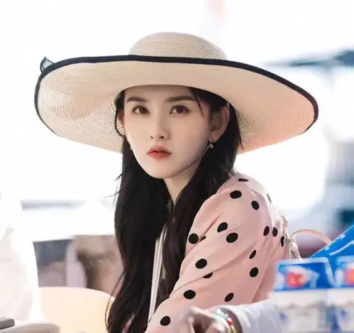 于正偏爱白鹿特别明显,对白鹿比对他前些年带过的艺人都要宽容很多