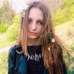 欧美女生清新个性头像壁纸