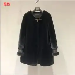 高档精品皮毛一体中长款女外套时尚潮流真羊毛羊皮一体牛角扣海宁皮草外套