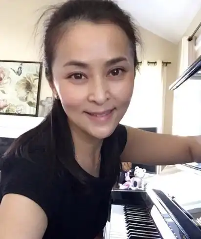 曾是琼瑶剧最美女神,事业巅峰嫁人遭背叛,中年离异独自抚养孩子