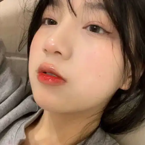 头像又纯又欲的女生头像