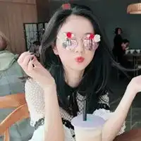 可爱逗比头像真人女生可爱逗比的头像