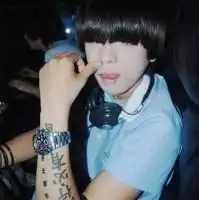 有谁知道这男男是谁