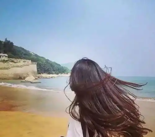 搞笑段子因为怕你打我