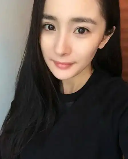 空姐妖妖分享酷酷的性感女生杨幂