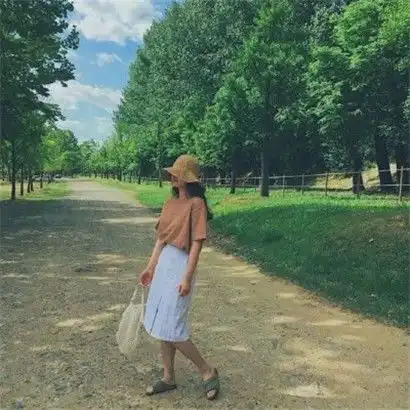 qq社会头像女霸气,充满伤感的曾是回忆