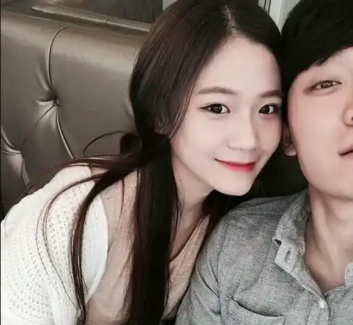 分手后主动联系前任,无非是这3种心态全中坐等复合吧