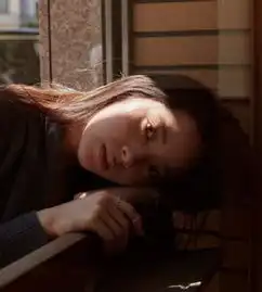 欧阳娜娜会弹大提琴的时尚女孩