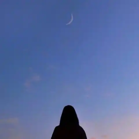 qq头像女生唯美小清新带字