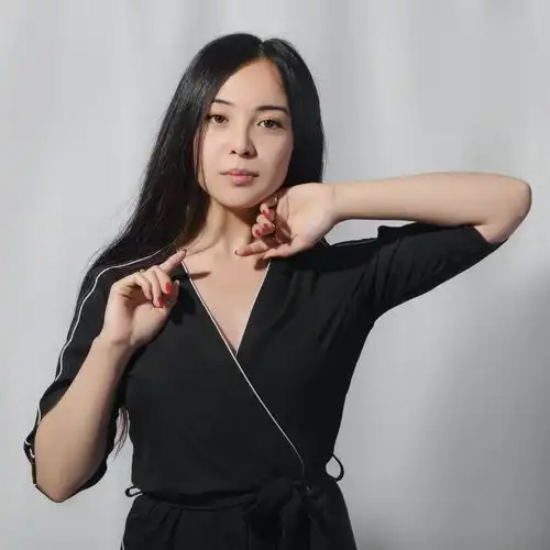 都说女生的心思你别猜,教你从细节上看出十二星座女生有没有对你动心