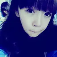 有谁知道专门拍qq女头像女生的名字越多越好