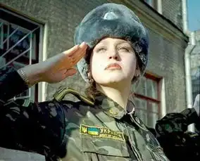 乌克兰美女美女兵更美