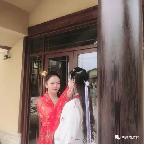 看自制古风美片神仙小姐姐与你同游仲景小镇
