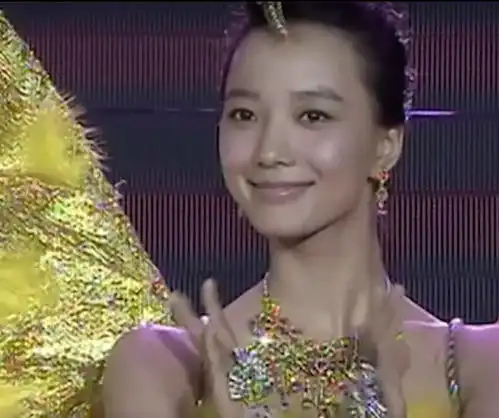 金鹰女神王珞丹最黑,刘诗诗像狐狸精,看到她嘴巴都闭不住了