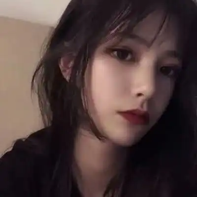 头像易招桃花的人间小甜饼女生头像